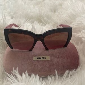 Raspberry red MUI MUI SUNGLASSES